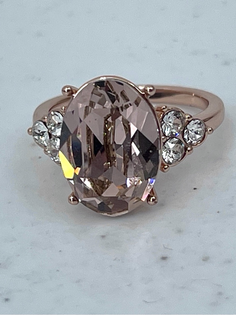 Fashion rose gold toned diamond stones large local pink stone ring
